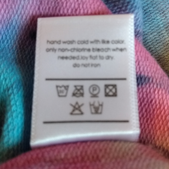 🔴 SALE NWT Pastel Tie Dye Cropped Sweatshirt - Picture 7 of 7